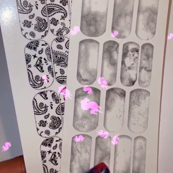 2 sheets Clear bandana nail decals | Wholesale !! - Picture 5 of 5